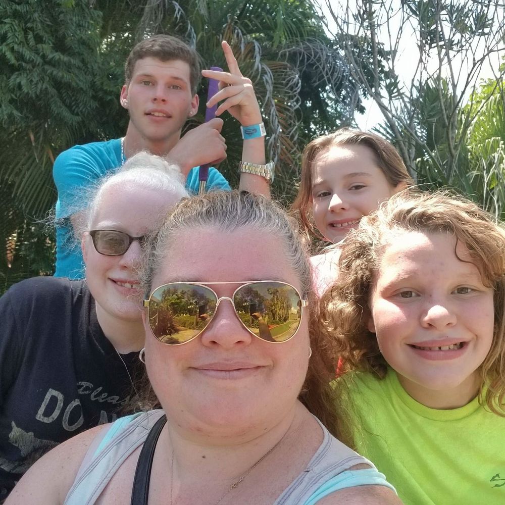 Meet your Posher, Jennifer